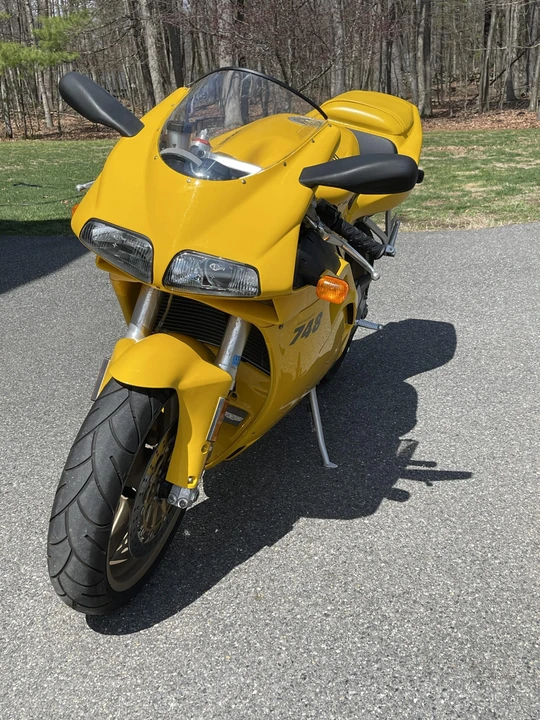 2000 Ducati 748 - Image 2 of 31