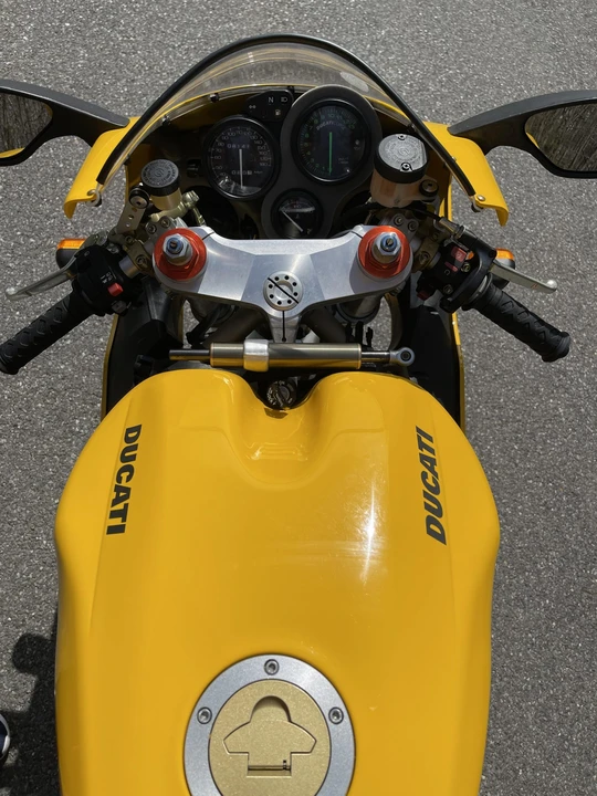2000 Ducati 748 - Image 27 of 31