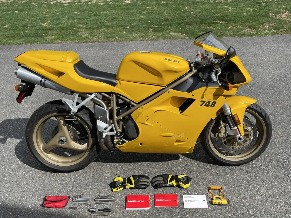 2000 Ducati 748 - Image 23 of 31