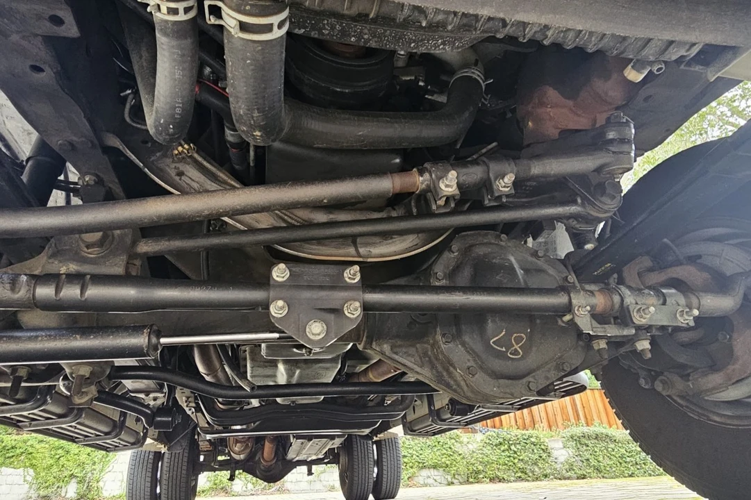 2000 Ford Super Duty 1st Gen - Image 7 of 8
