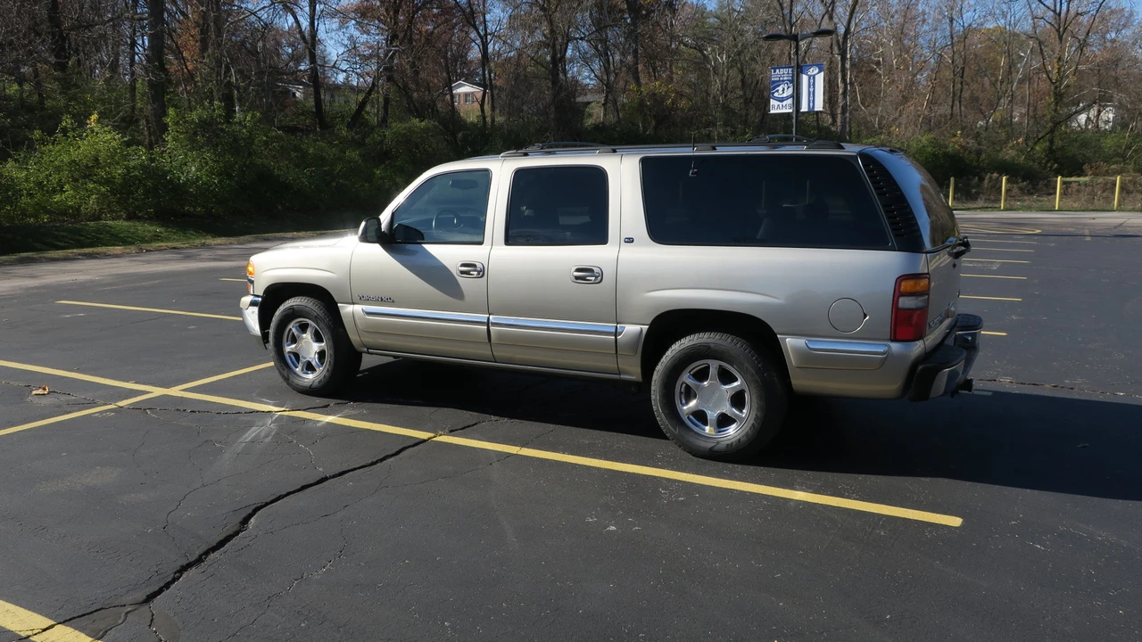 2000 GMC Yukon 2nd Gen - Image 6 of 31