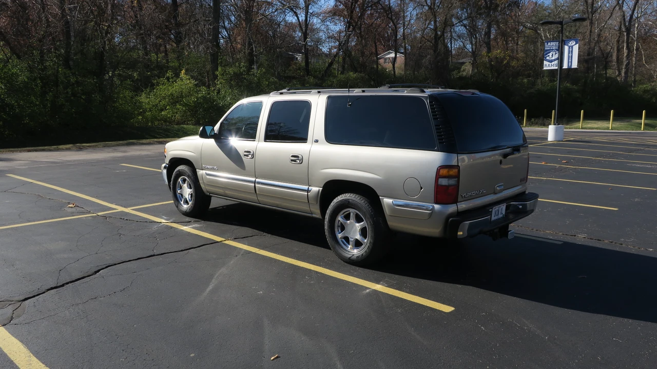 2000 GMC Yukon 2nd Gen - Image 7 of 31