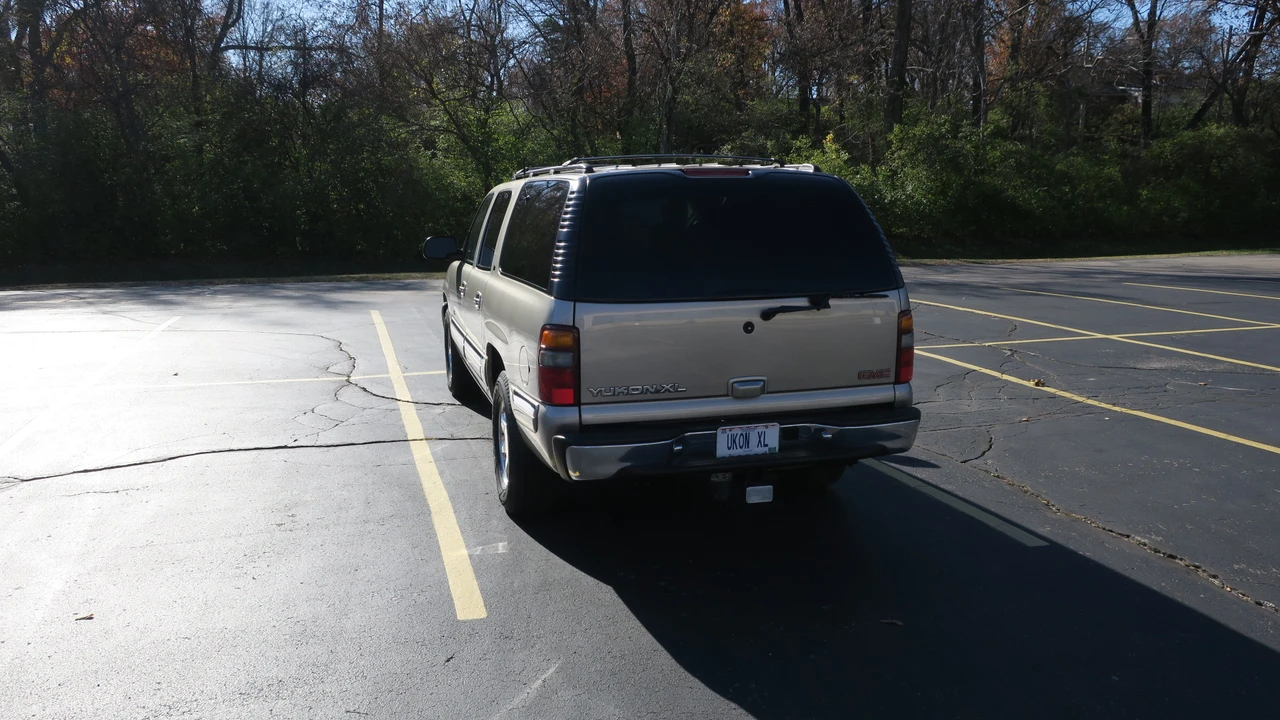 2000 GMC Yukon 2nd Gen - Image 9 of 31