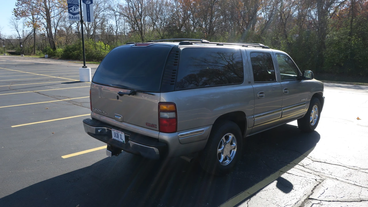 2000 GMC Yukon 2nd Gen - Image 12 of 31