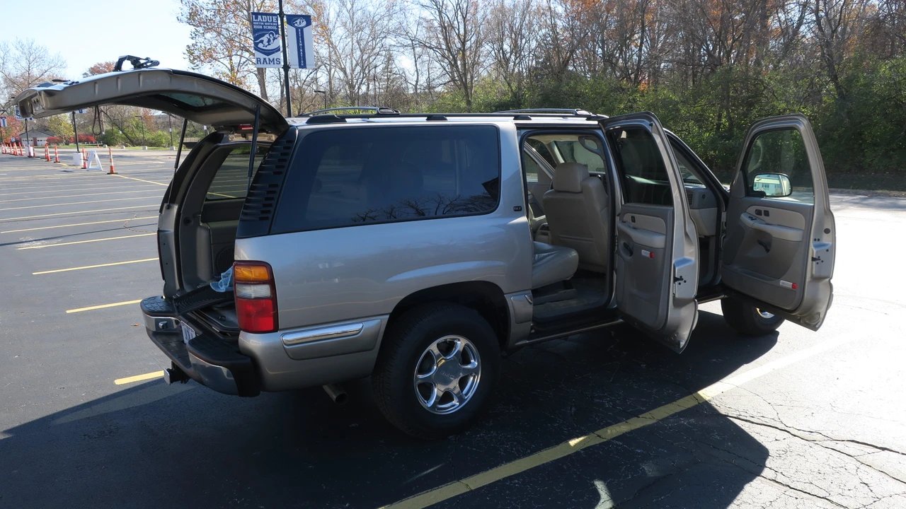 2000 GMC Yukon 2nd Gen - Image 20 of 31
