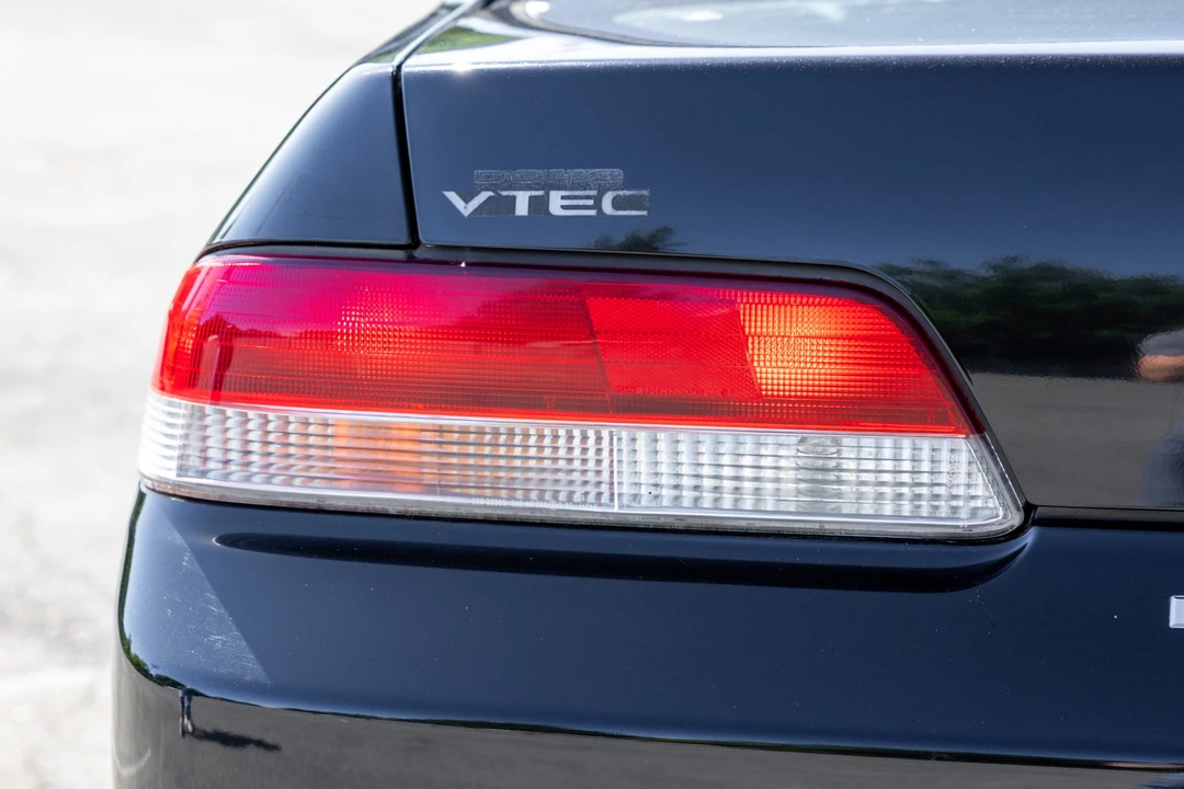 2000 Honda Prelude 5th Gen - Image 13 of 31