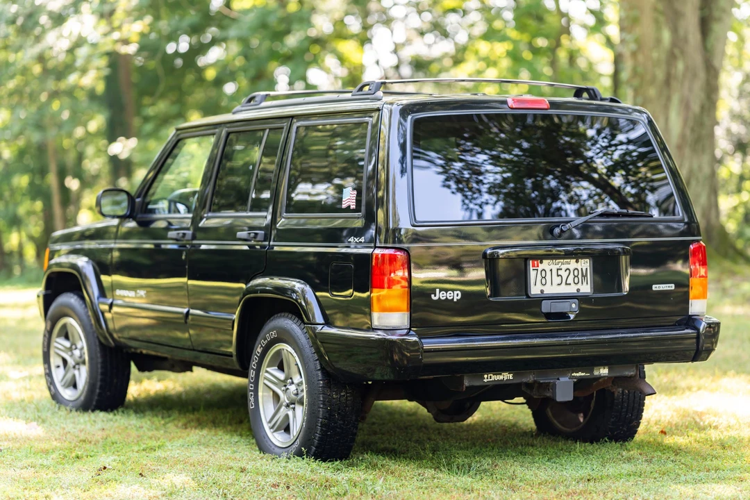 2000 Jeep XJ Cherokee - Image 5 of 31