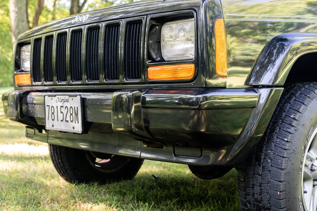 2000 Jeep XJ Cherokee - Image 17 of 31