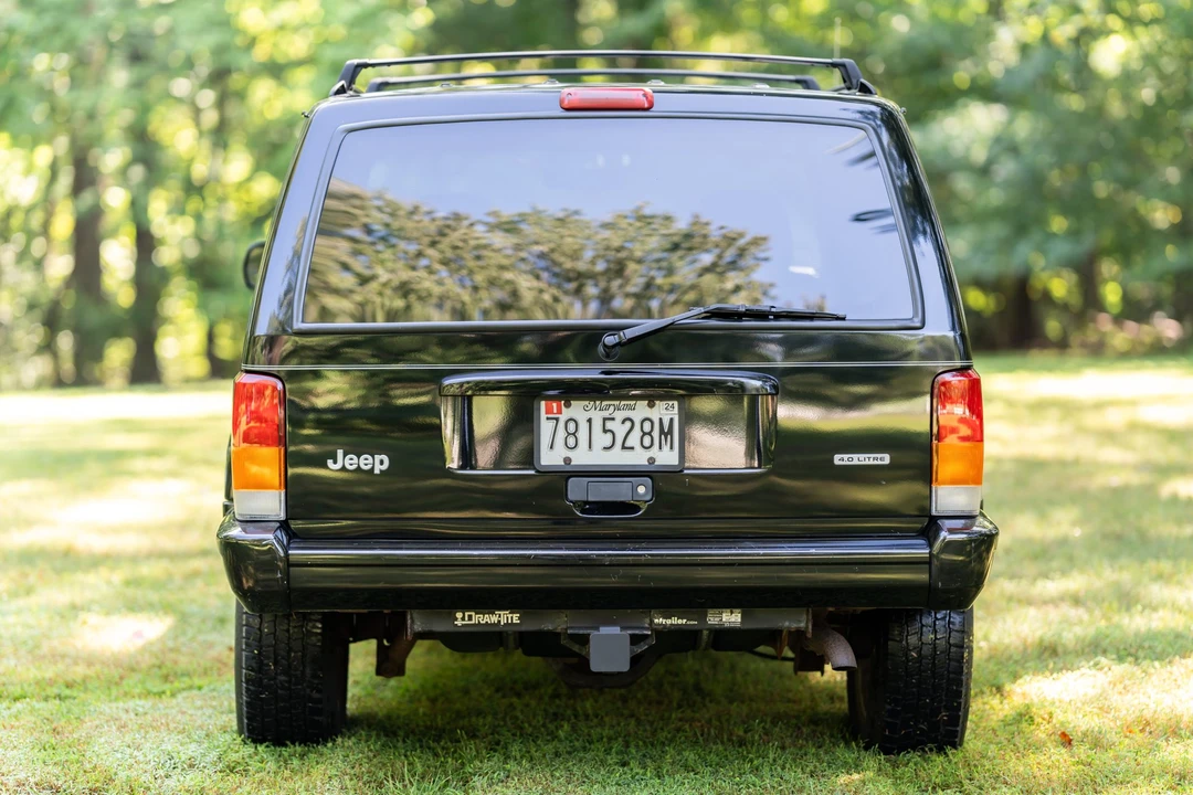 2000 Jeep XJ Cherokee - Image 6 of 31