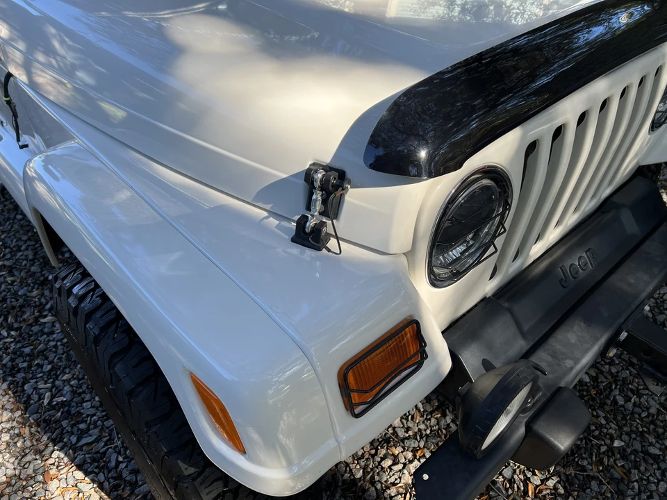 2000 Jeep TJ Wrangler - Image 15 of 31
