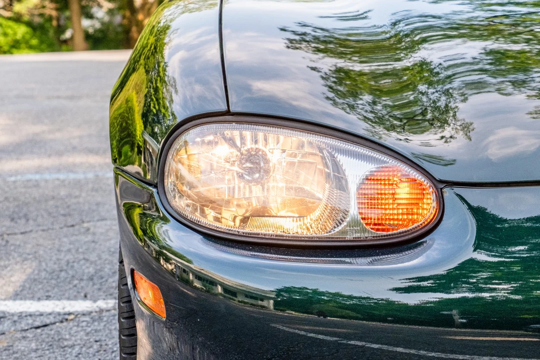 2000 Mazda NB MX-5 Miata - Image 29 of 31