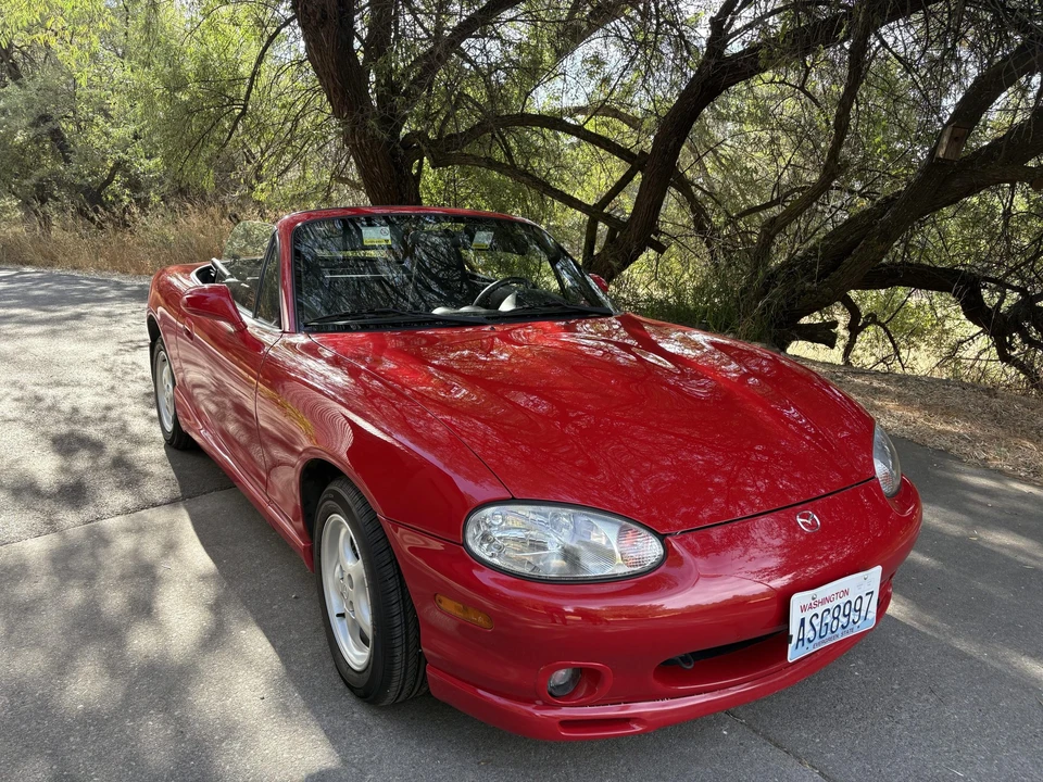 2000 Mazda NB MX-5 Miata - Image 5 of 31