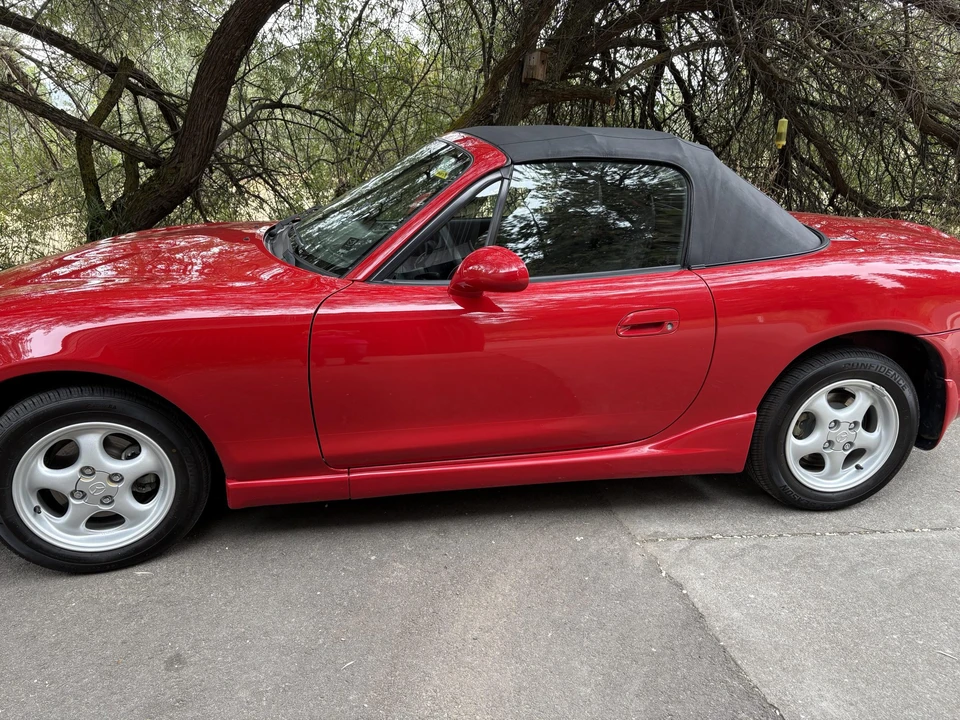2000 Mazda NB MX-5 Miata - Image 30 of 31