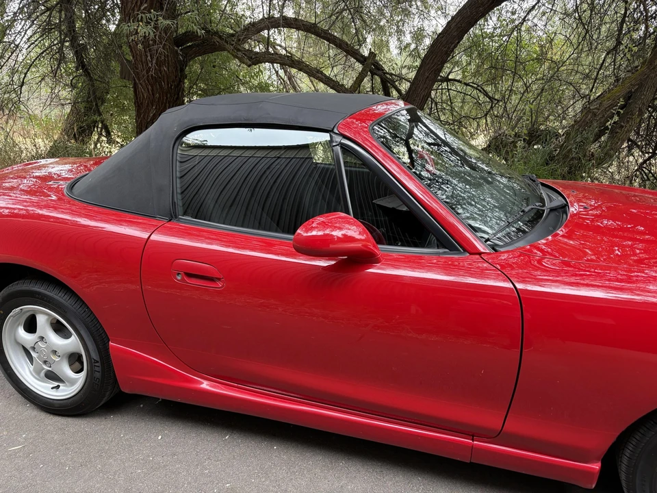 2000 Mazda NB MX-5 Miata - Image 27 of 31