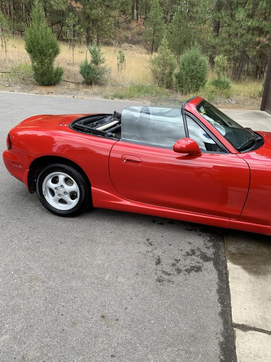 2000 Mazda NB MX-5 Miata - Image 28 of 31