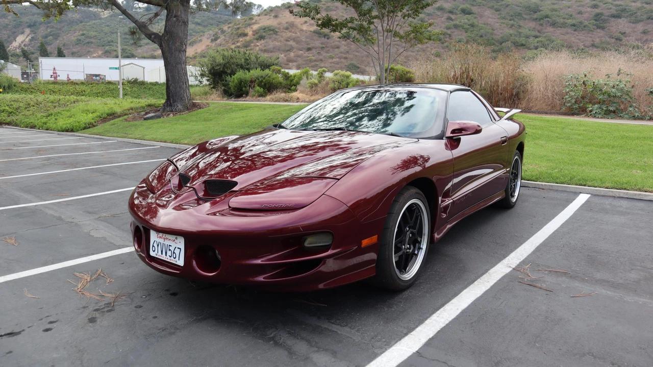 2000 Pontiac Firebird Trans Am 4th Gen - Image 2 of 31