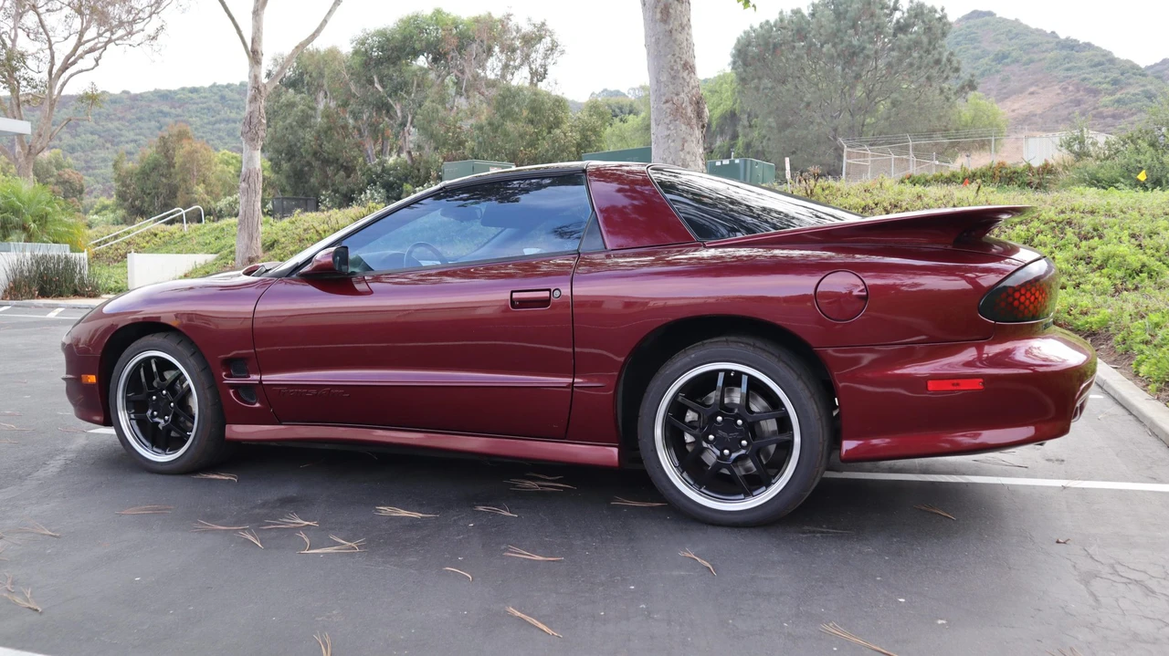 2000 Pontiac Firebird Trans Am 4th Gen - Image 13 of 31