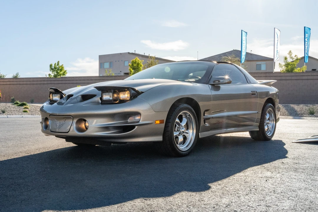 2000 Pontiac Firebird Trans Am 4th Gen - Image 11 of 31