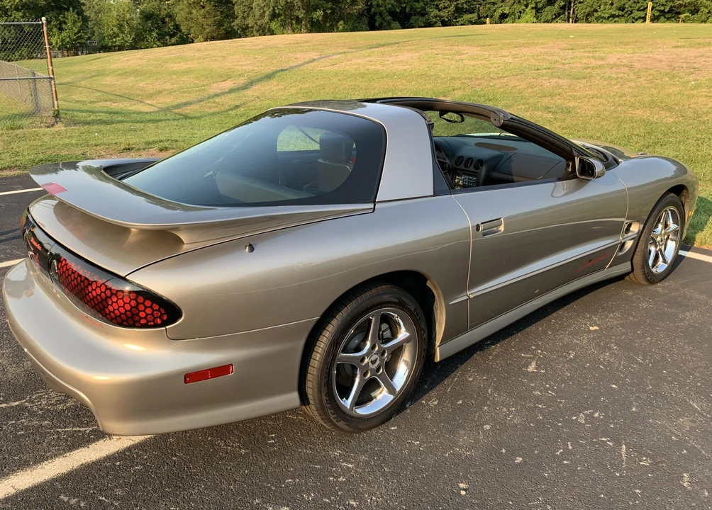 2000 Pontiac Firebird Trans Am 4th Gen - Image 12 of 31