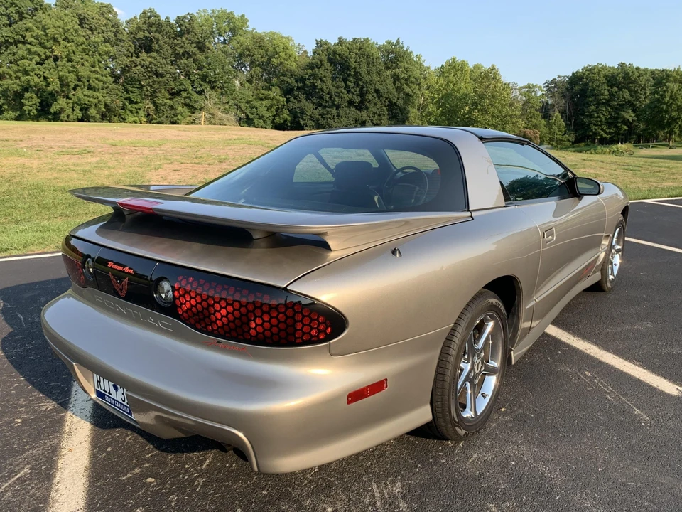 2000 Pontiac Firebird Trans Am 4th Gen - Image 11 of 31