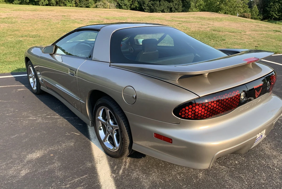 2000 Pontiac Firebird Trans Am 4th Gen - Image 8 of 31