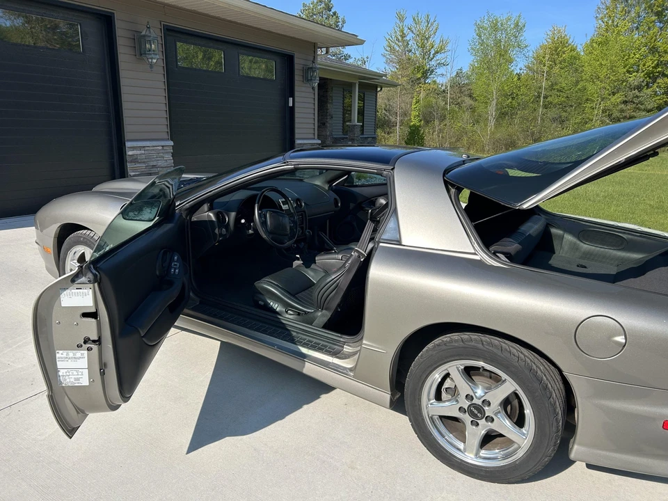 2000 Pontiac Firebird Trans Am 4th Gen - Image 14 of 31