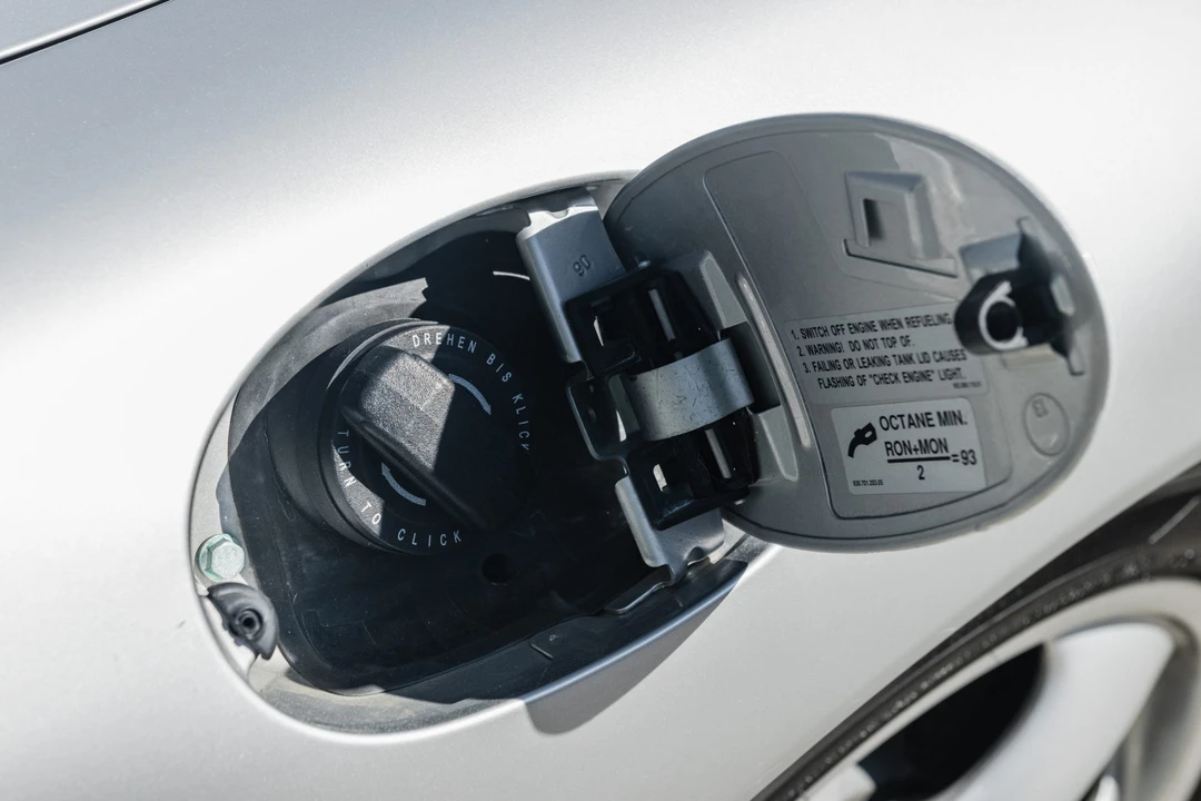 2000 Porsche 986 Boxster S - Image 29 of 31
