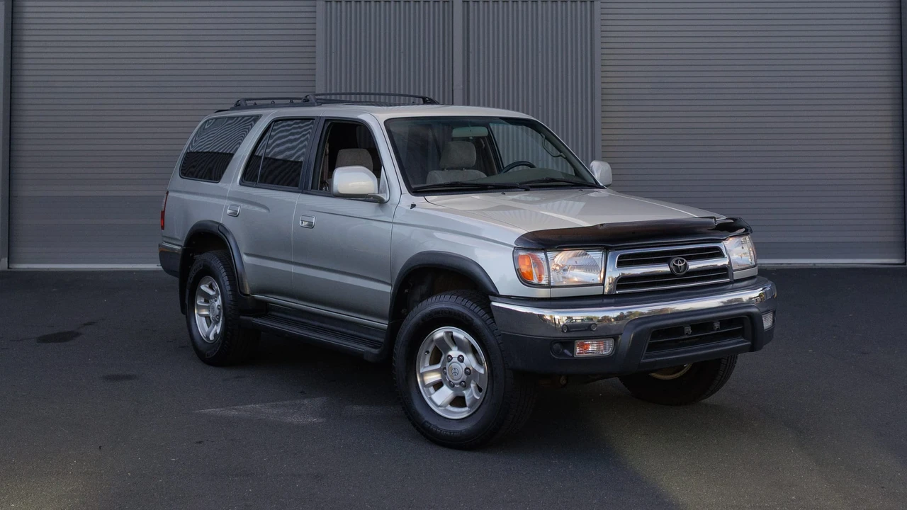 2000 Toyota 4Runner 3rd Gen - Image 3 of 31