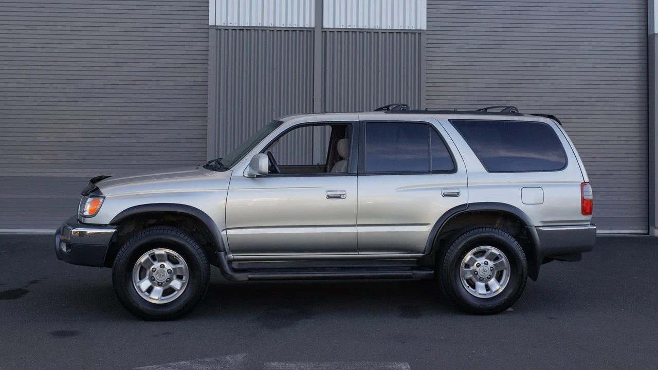 2000 Toyota 4Runner 3rd Gen - Image 9 of 31