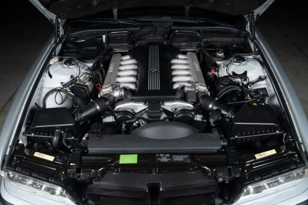 2001 BMW E38 750i & 750iL Sedan - Image 6 of 7
