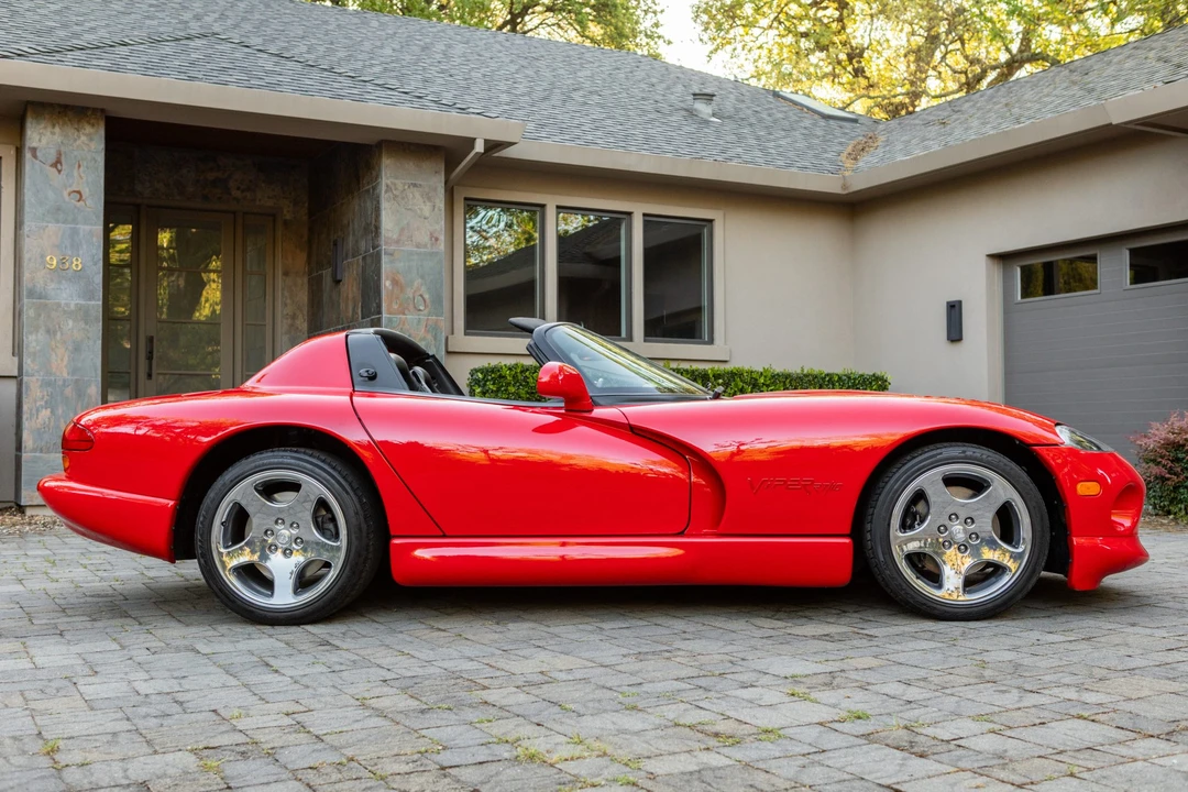 2001 Dodge Viper 2nd Gen - Image 5 of 31