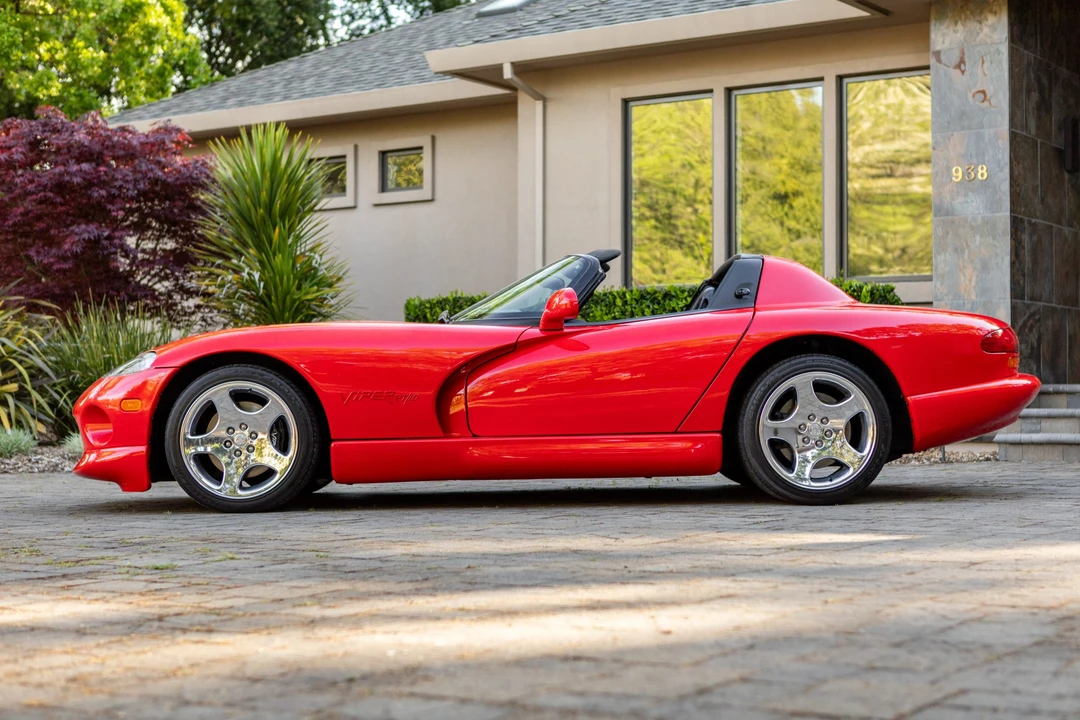 2001 Dodge Viper 2nd Gen - Image 9 of 31