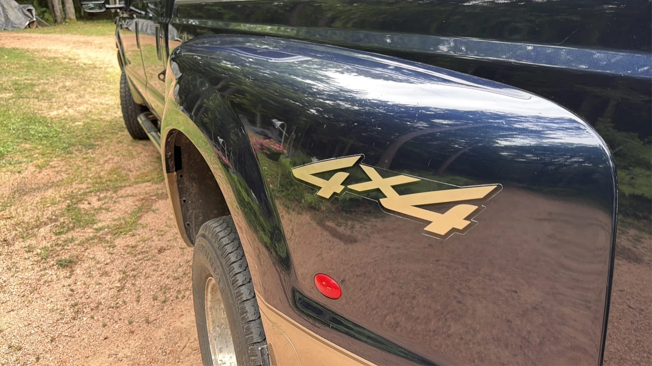 2001 Ford Super Duty 1st Gen - Image 22 of 31