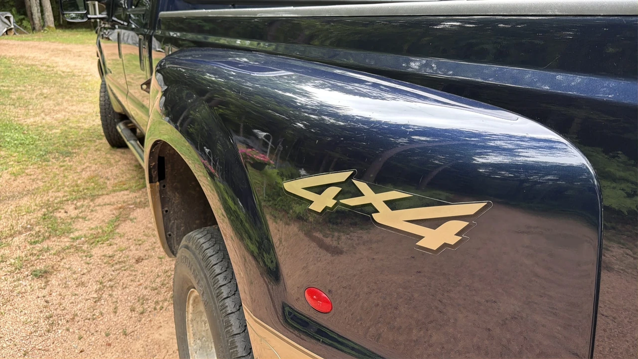 2001 Ford Super Duty 1st Gen - Image 23 of 31