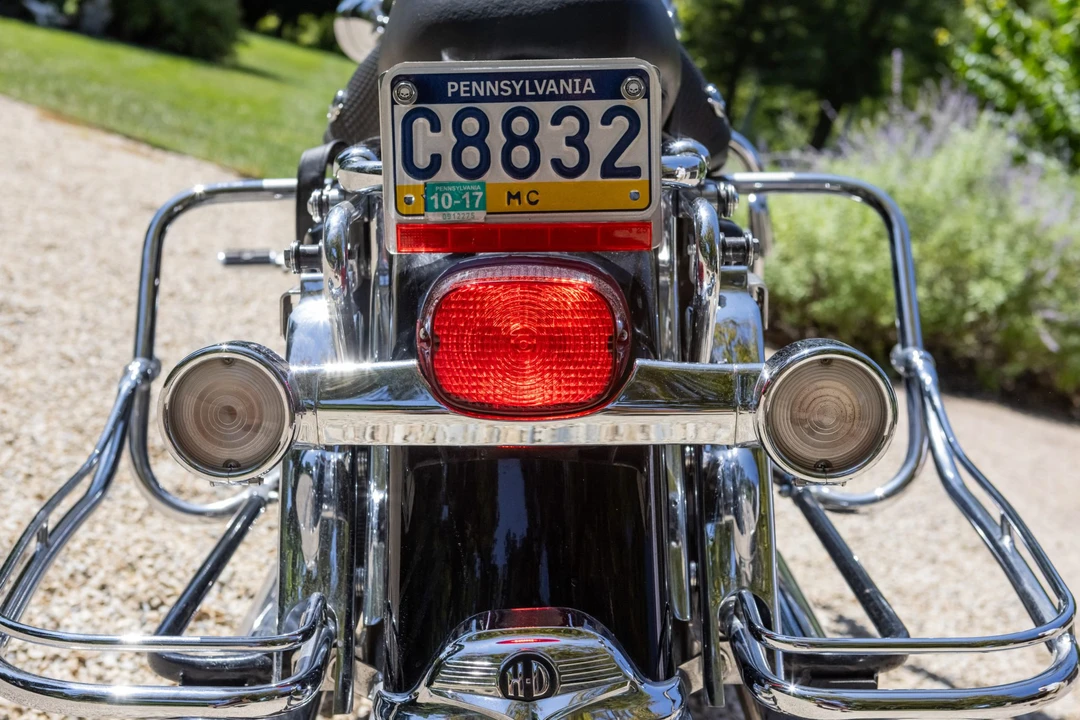2001 Harley-Davidson Touring Twin Cam - Image 12 of 31