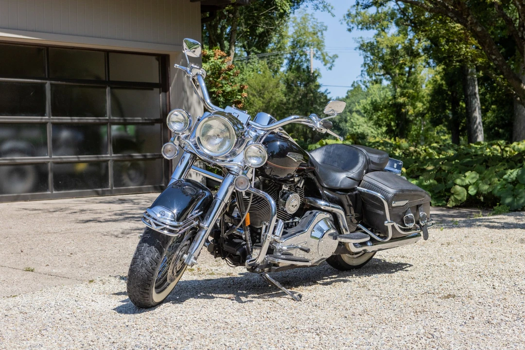 2001 Harley-Davidson Touring Twin Cam - Image 8 of 31