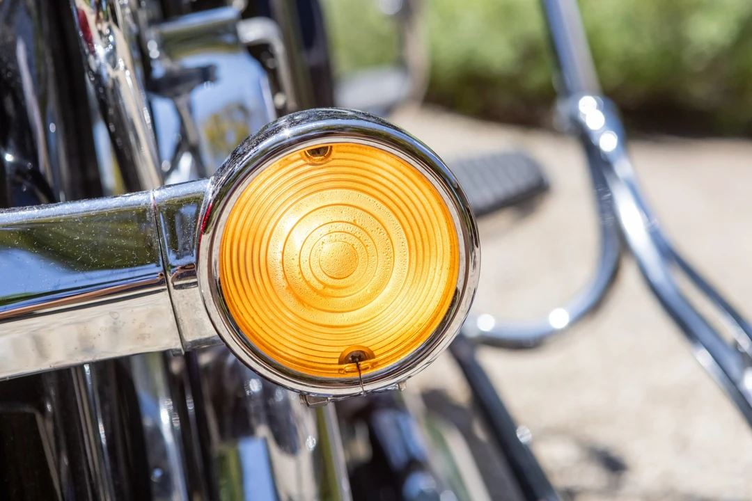 2001 Harley-Davidson Touring Twin Cam - Image 15 of 31