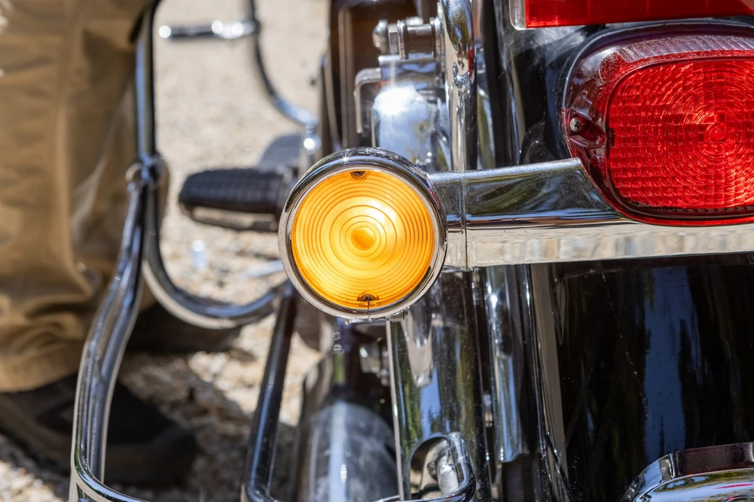 2001 Harley-Davidson Touring Twin Cam - Image 13 of 31