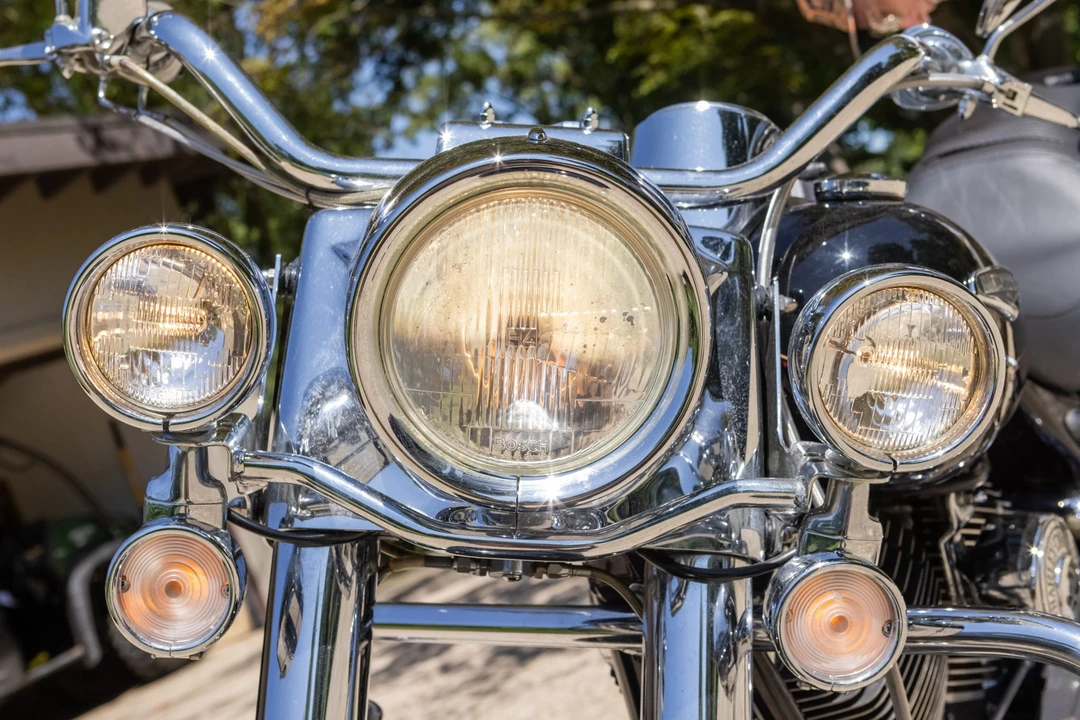 2001 Harley-Davidson Touring Twin Cam - Image 11 of 31