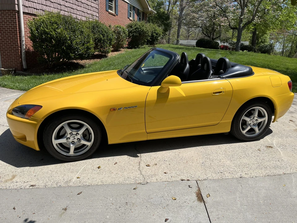 2001 Honda AP1 S2000 - Image 3 of 31