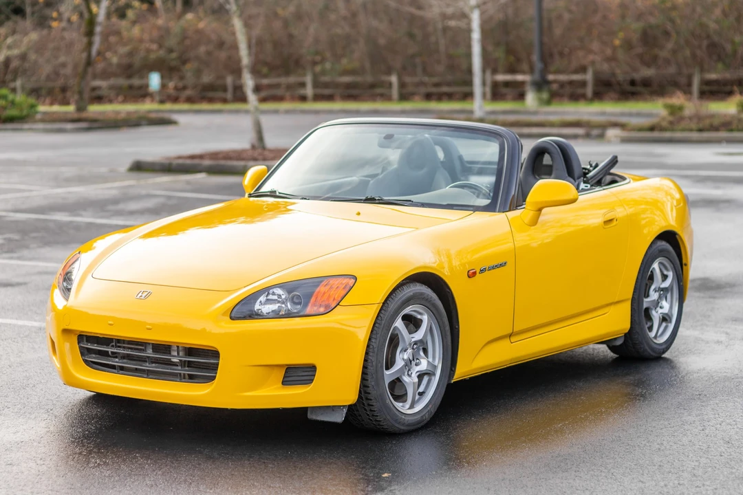 2001 Honda AP1 S2000 - Image 2 of 31