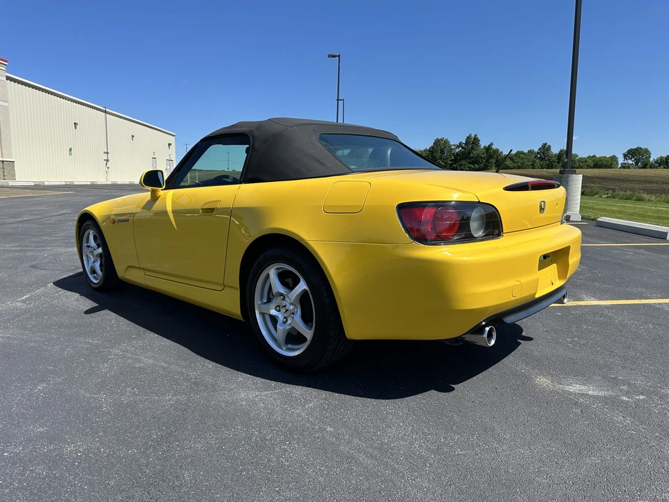 2001 Honda AP1 S2000 - Image 16 of 31