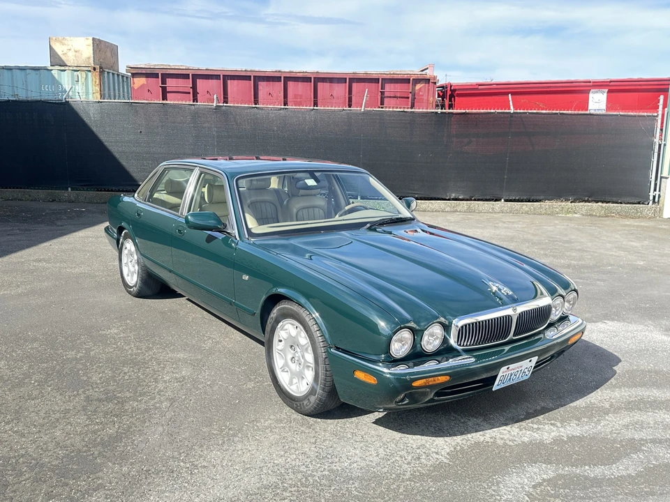 2001 Jaguar X308 XJ - Image 3 of 31