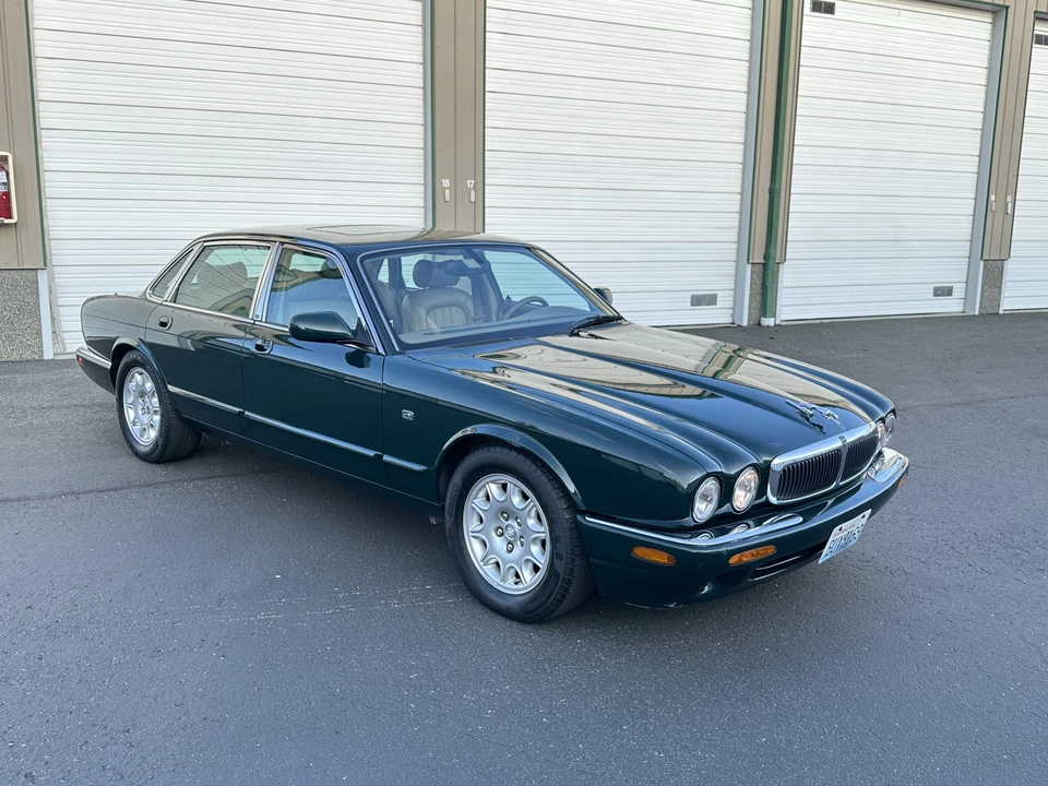 2001 Jaguar X308 XJ - Image 9 of 31