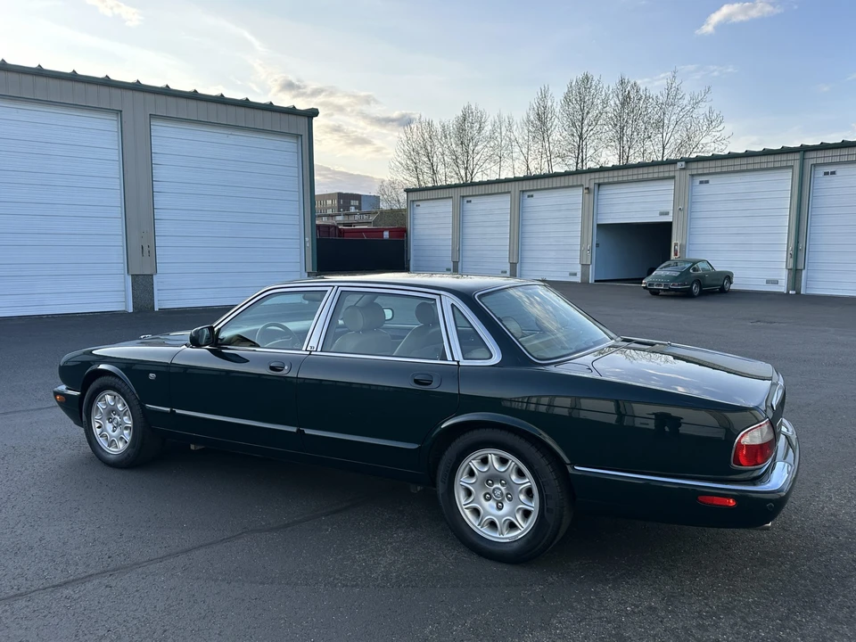 2001 Jaguar X308 XJ - Image 19 of 31