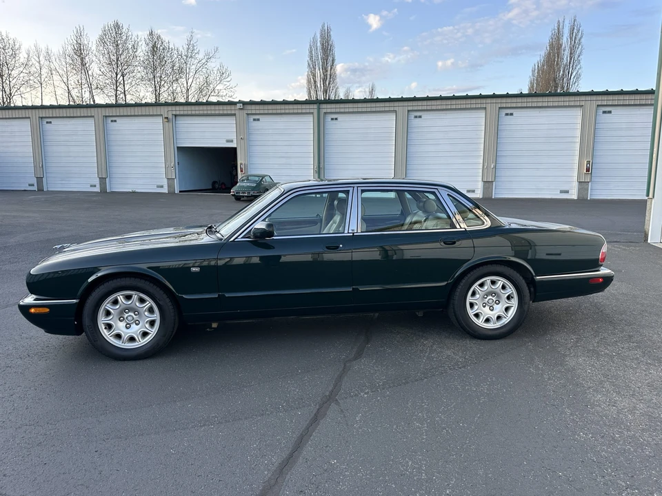 2001 Jaguar X308 XJ - Image 17 of 31
