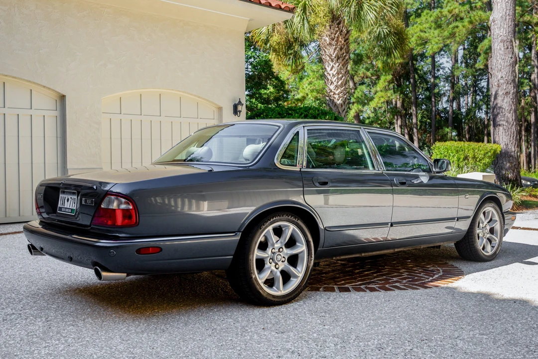2001 Jaguar X308 XJR - Image 7 of 31