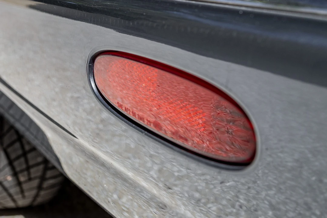 2001 Jaguar X308 XJR - Image 30 of 31