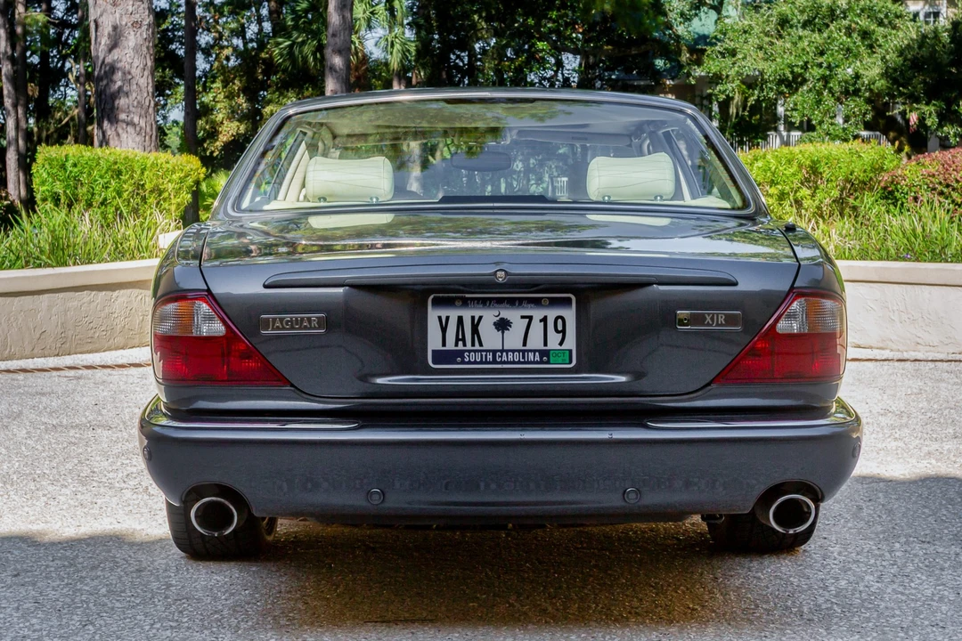 2001 Jaguar X308 XJR - Image 5 of 31