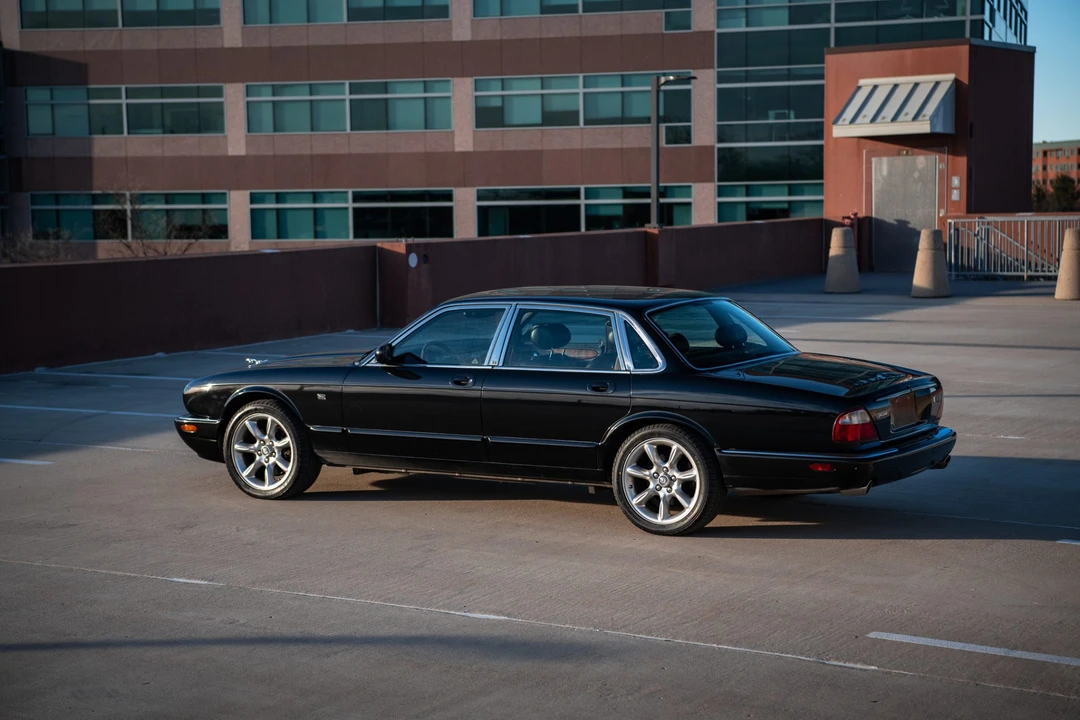 2001 Jaguar X308 XJR - Image 14 of 31